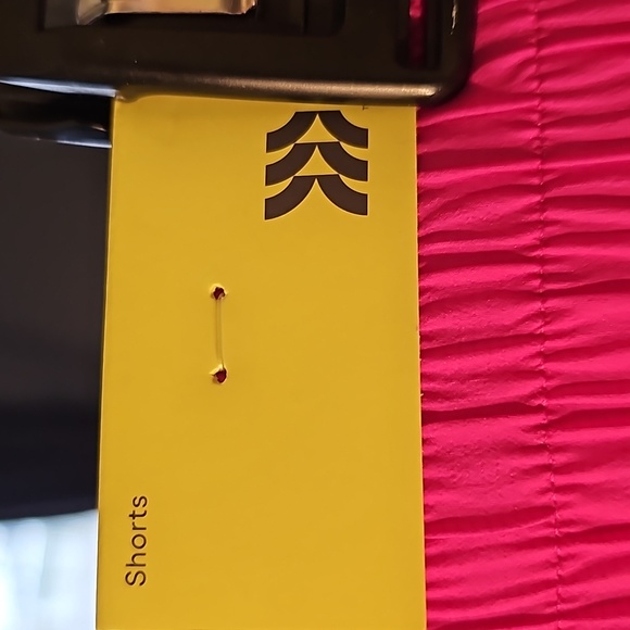 All in motion shorts - Picture 4 of 4